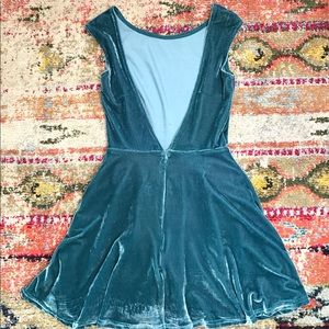 VELVET LOW BACK MINI DRESS